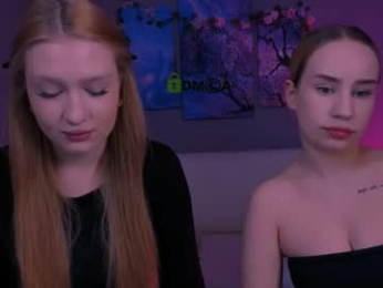 playful_sophie webcam model stream image