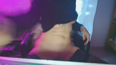 __nina webcam model stream image