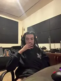 FavelaDaddyCum webcam model stream image