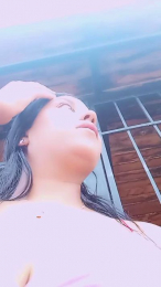 Jeans_Pee webcam model stream image