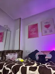 Littlebunny21 webcam model stream image