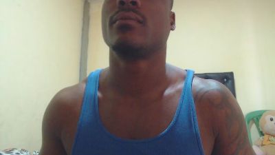 tonnyhuge webcam model stream image