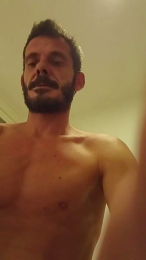 Hugo1387l webcam model stream image