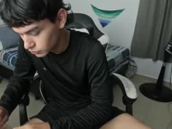 ronaldmq20 webcam chaturbate model stream image