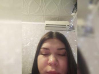 Karina-15 webcam bongacams model stream image