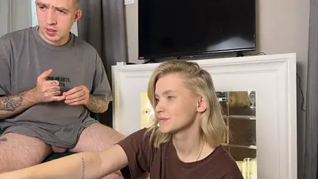 Adelovenick webcam model stream image