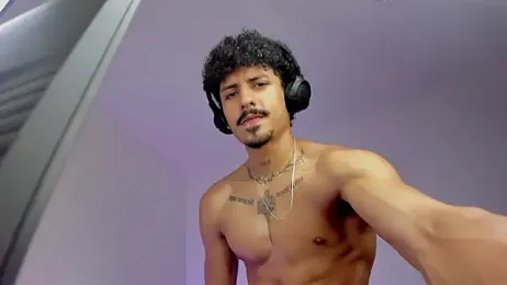 Lukeetaylor webcam model stream image