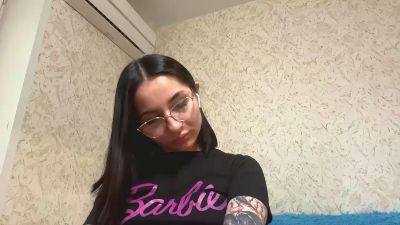 SuzannVigne webcam model stream image