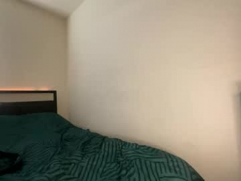 shurthingxx webcam model stream image