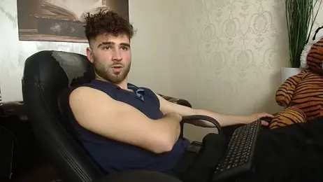 KyloEast webcam stripchat model stream image