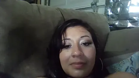 Rayvenveil webcam model stream image