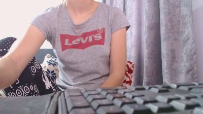 Amedeia webcam model stream image