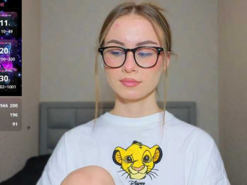 AminaLuxuryyy webcam model stream image