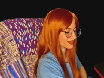 HeyAlise webcam model stream image