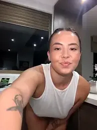 RenEnvy webcam model stream image