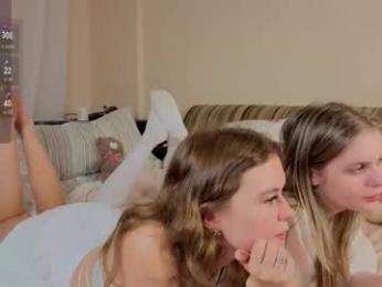 cuttiestwo webcam chaturbate model stream image