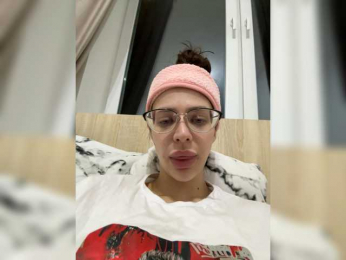 Lizarttt webcam bongacams model stream image