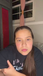 Corallune webcam model stream image