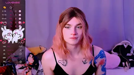 Alice_Hells webcam stripchat model stream image