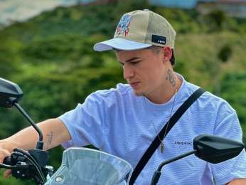 MaikolZuluaga webcam livejasmin model stream image