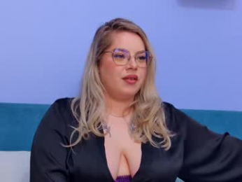 _mooncake webcam model stream image