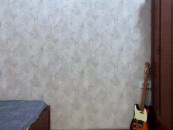 zombde32 webcam model stream image
