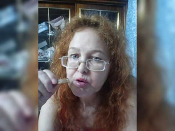 Madam-oss webcam model stream image