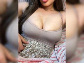 Alifiya28 webcam model stream image