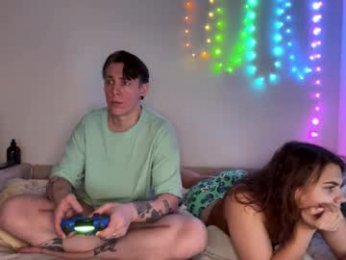 melody_song webcam model stream image