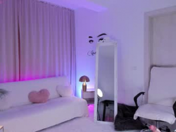 queen_of_deepthroat webcam model stream image