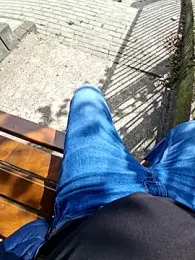 AgaiJa42 webcam model stream image