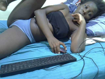 Tightpussie1 webcam bongacams model stream image