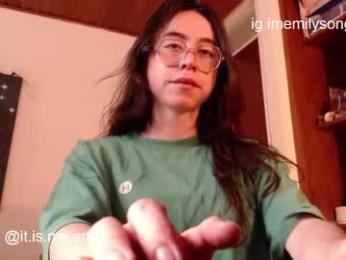 emily_pearl_ webcam chaturbate model stream image