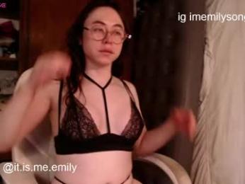 emily_pearl_ webcam model stream image