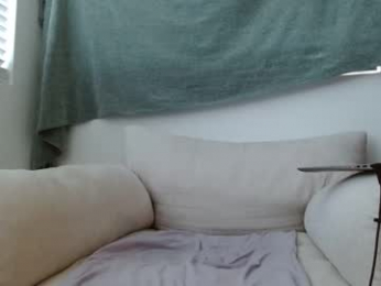 yngstud24 webcam model stream image