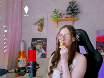 KiraRumGirl webcam bongacams model stream image