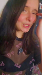 Roxannepiggy webcam model stream image