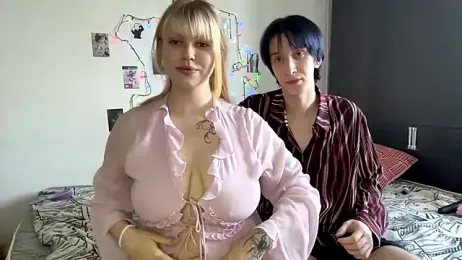 MateoLur webcam model stream image