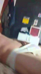 Macarraxl webcam model stream image