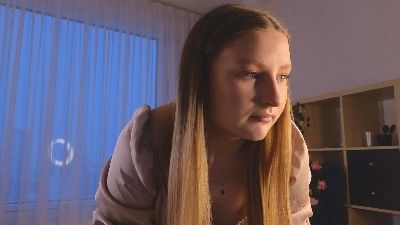 AnniceAbolt webcam model stream image