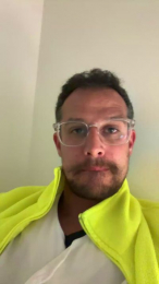 Nursealone webcam model stream image