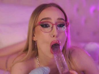 EmmaNaughty webcam bongacams model stream image
