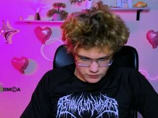 dylan-bold webcam model stream image