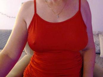 goodSnowQueen webcam model stream image