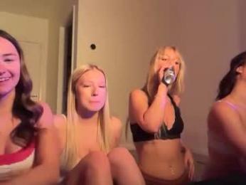 lexiiismith webcam chaturbate model stream image