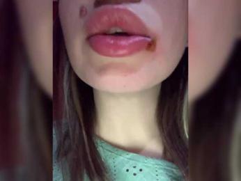 Polichkaaaa webcam model stream image