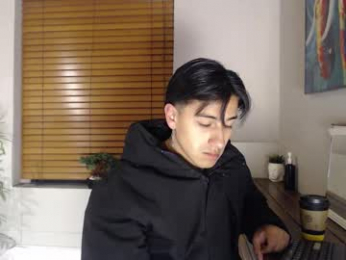 andyjoy_ webcam model stream image