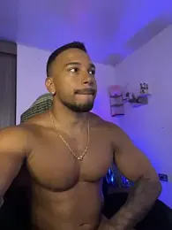 FreszX webcam stripchat model stream image