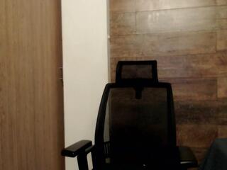 Connor Heat webcam model stream image