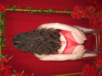 Cristaladamss webcam model stream image